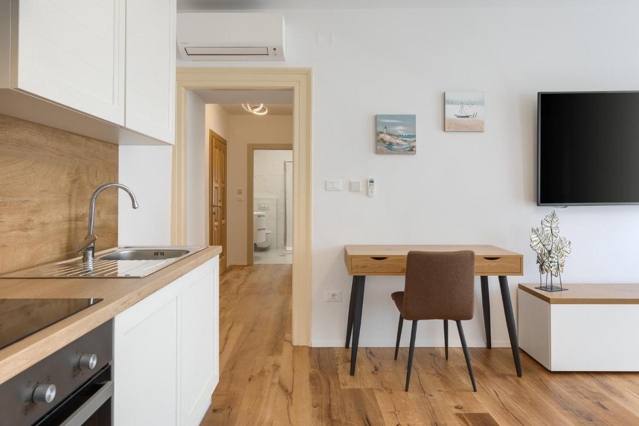 Deluxe Apartment Antonija Пореч Екстер'єр фото